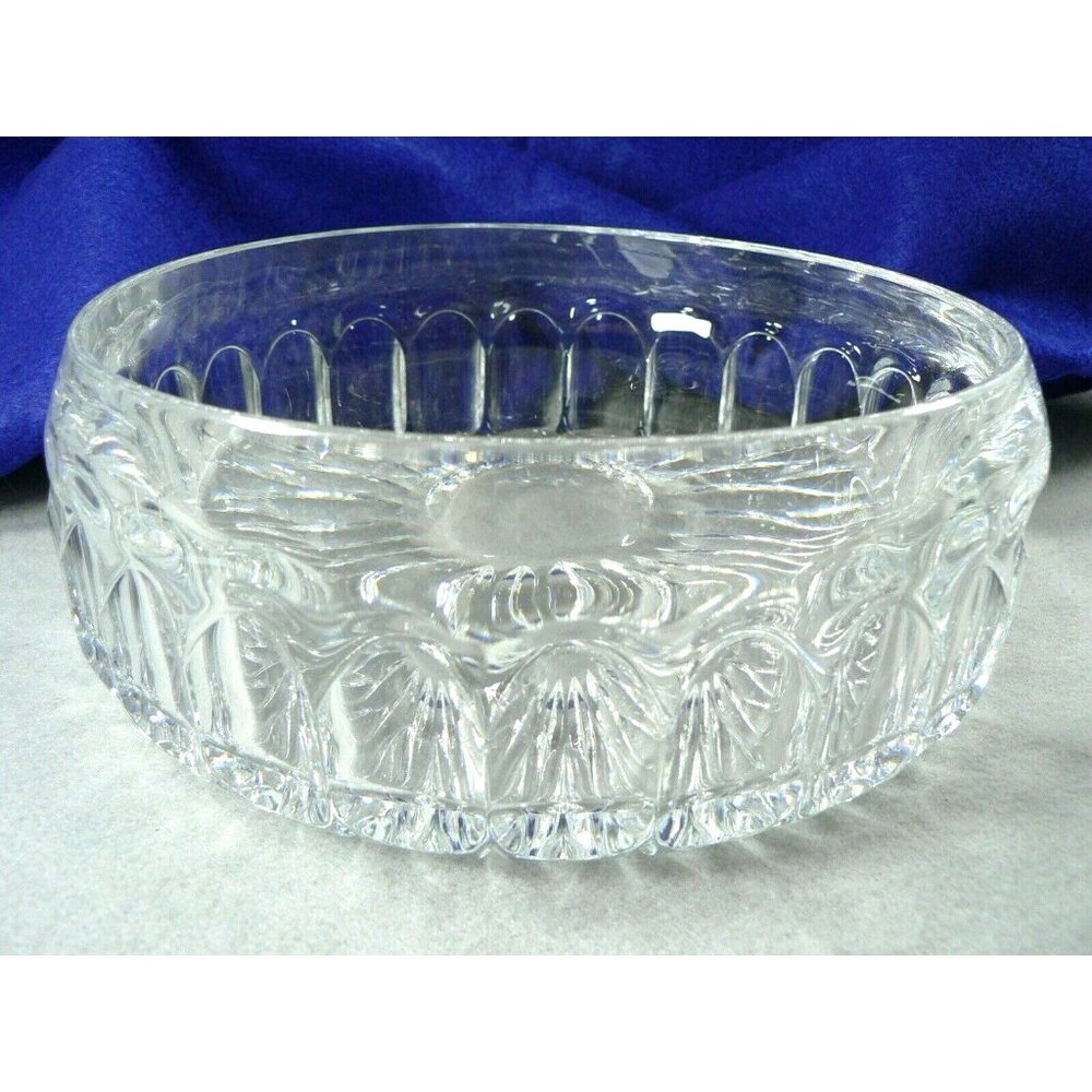Vtg Glass Serving Bowl With Geometric Pattern Design and Cathedral Window Cut